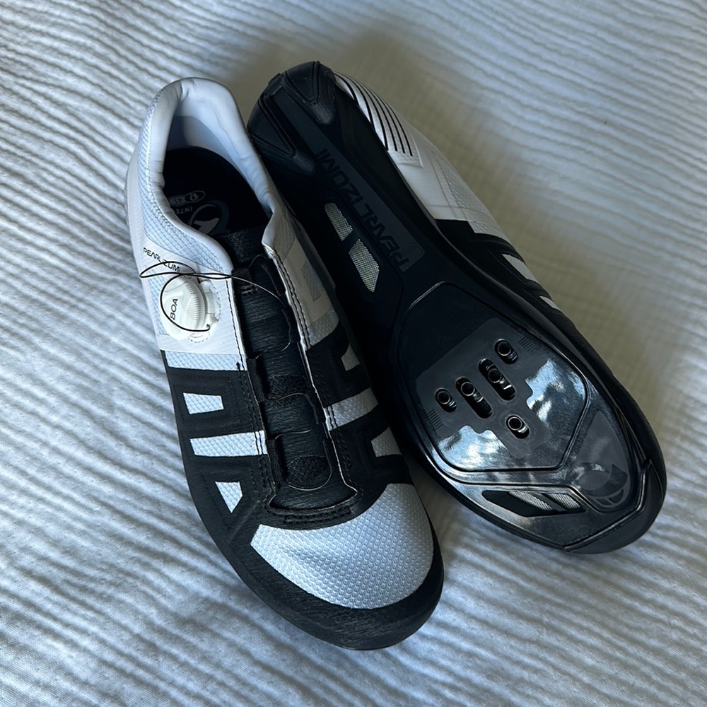 NWOB Men’s 43 (US 10) Attack Road Shoes - Pearl Izumi